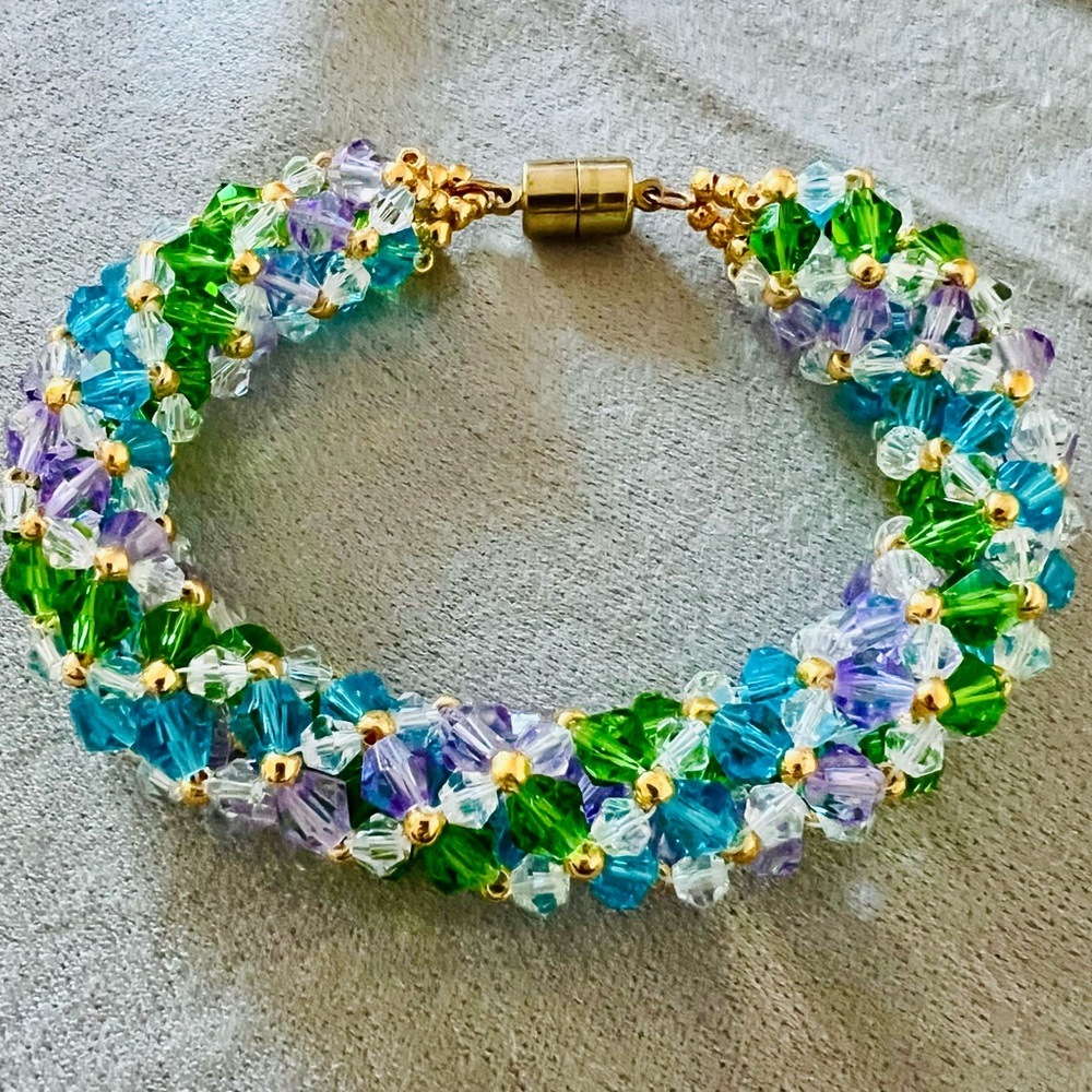 Elegant Multicolor Handmade Crystal Beaded Bracelet